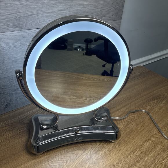 Zadro Glamour Lighted Vanity Mirror GLA75 – Dual 5x/1x Magnification Swivel - Picture 2 of 12